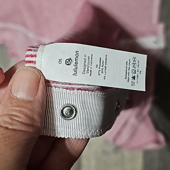 Lululemon Vinysas Versatile Red Striped Cardigan Scraf - Picture 8 of 10